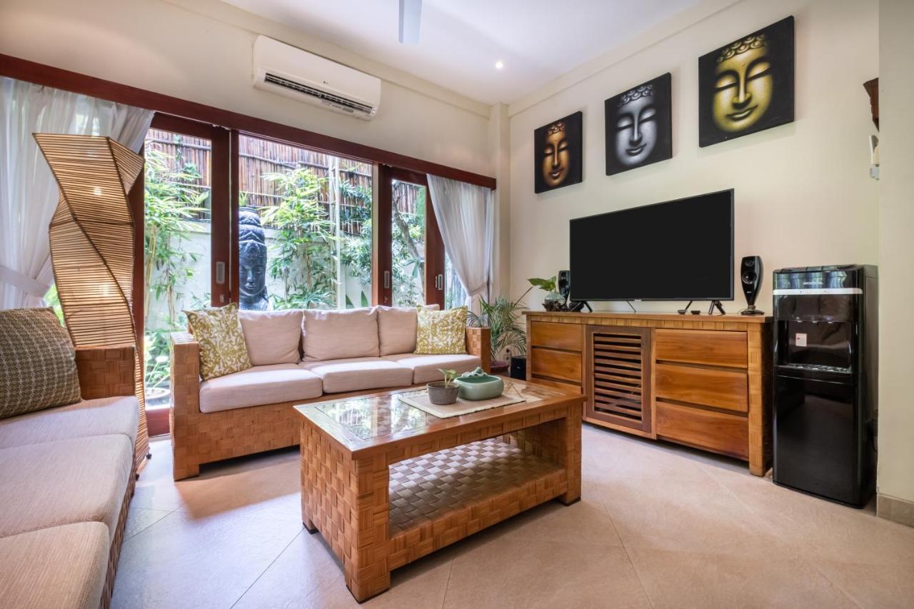 Villa Seriska Seminyak Extérieur photo